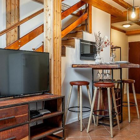 Apartman Mezonet Na Namesti Košice Exteriör bild