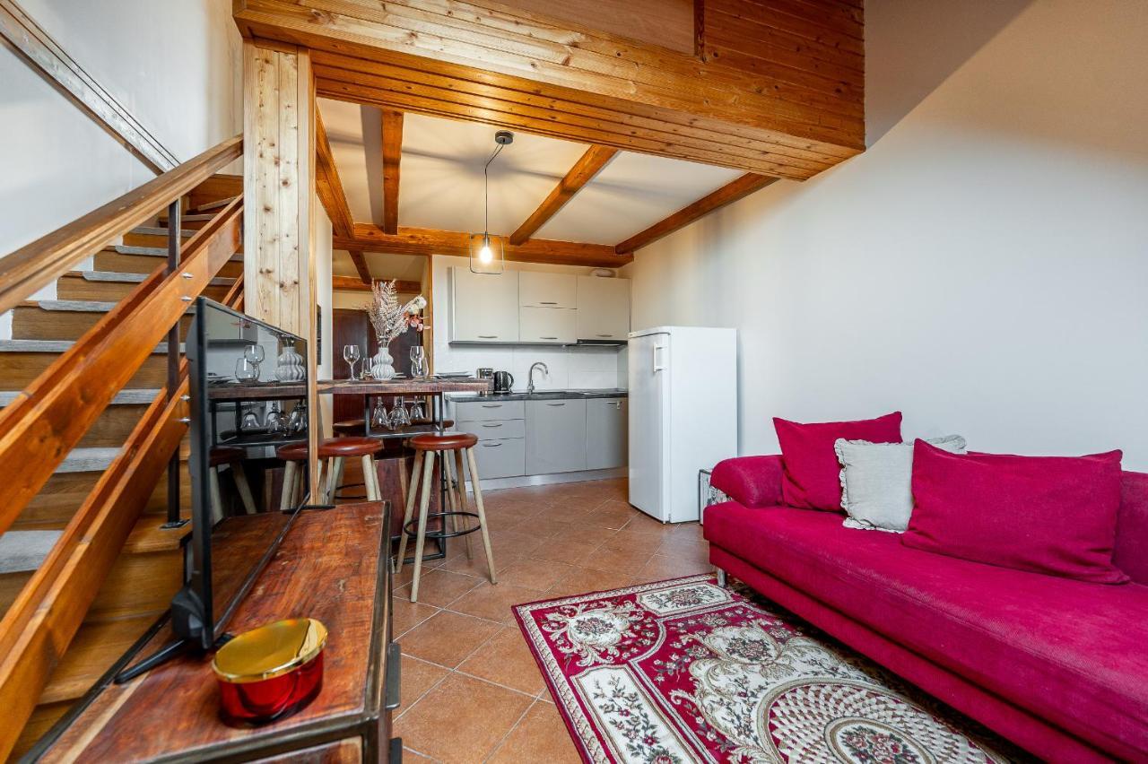 Apartman Mezonet Na Namesti Košice Exteriör bild